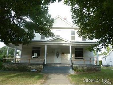 633 5th St, Carrollton, IL, 62016