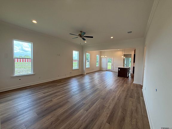 5th image of 9120 Parkway Dr
