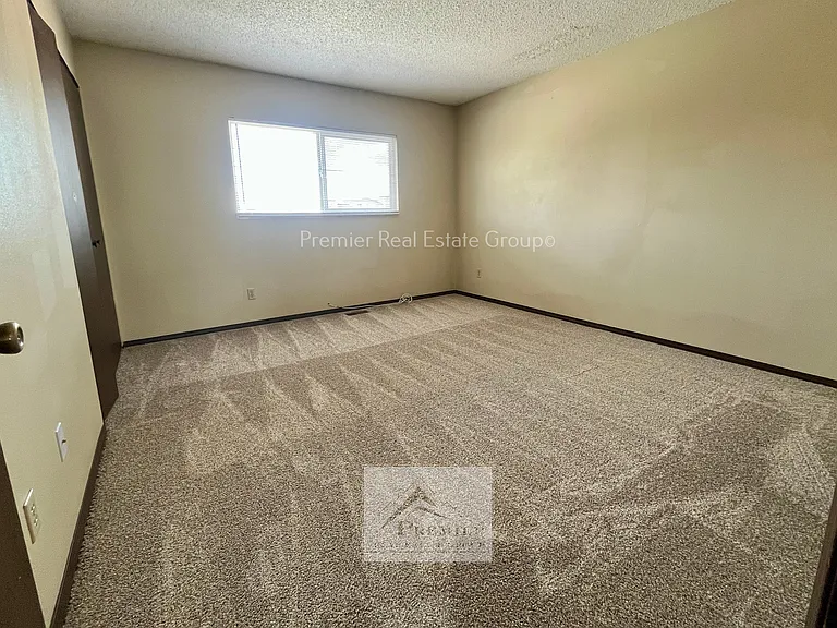 2437 Cherokee Park Pl — Photo 7