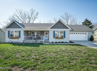 251 Deerfield Rd, Crossville, TN 38555