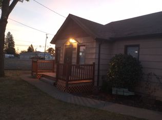 125 N Yamhill St, Carlton, OR