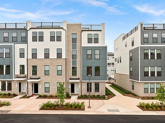 2nd image of 45219 Temple Bar Dr