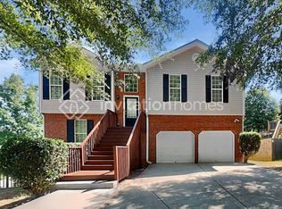 5622 Elwood Cir, Flowery Branch, GA 30542