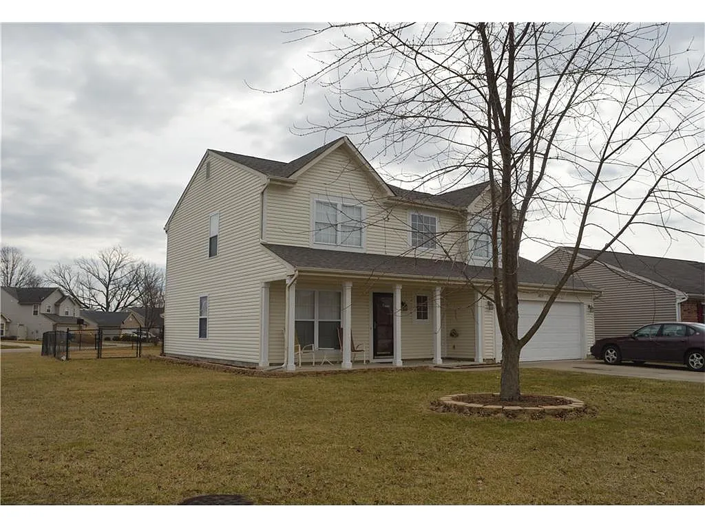 6833 Fair Ridge Dr photo 1