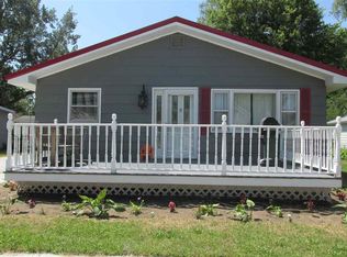 304 W Davis St, Hamlet, IN 46532