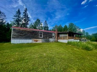 76 Potter Rd, Stark, NH 03582