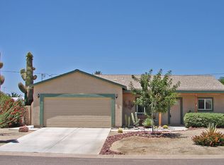 281 Peretz Cir, Morristown, AZ 85342