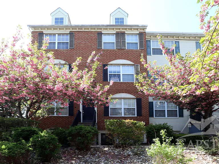 1 Cornerstone Ln — Photo 3