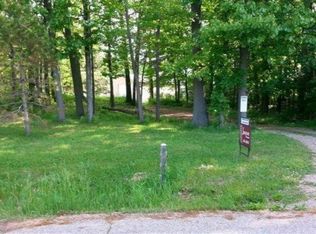 60 Panama Dr, Delton, MI 49046