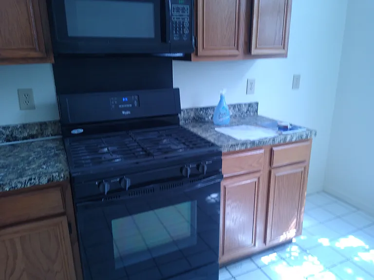 10600 Lehman St — Photo 14