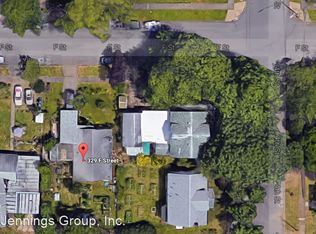 329 F St, Springfield, OR 97477