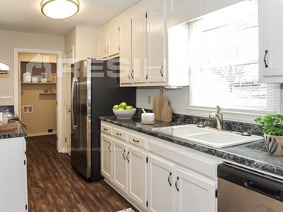 2nd image of 116 Eula Way