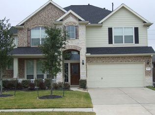 10915 Barker Grove Ln, Cypress, TX 77433