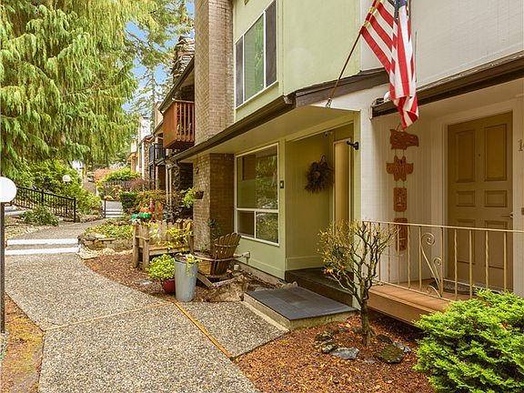 2nd image of 1801 Evergreen Park Ct SW APT 13
