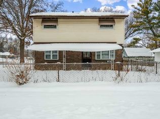 1721 Nixon Ct, Rockford, IL 61108