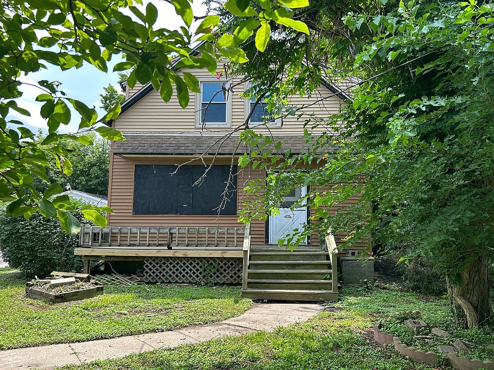 1st image of 1713 E 158th St