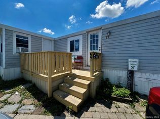 150 Main St TRAILER 57, Islip, NY 11751