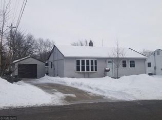 1412 Owen Ave N, Glencoe, MN 55336