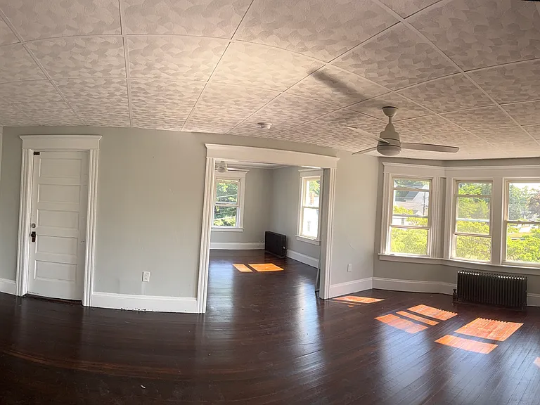 40 Pleasant St #2 — Photo 3