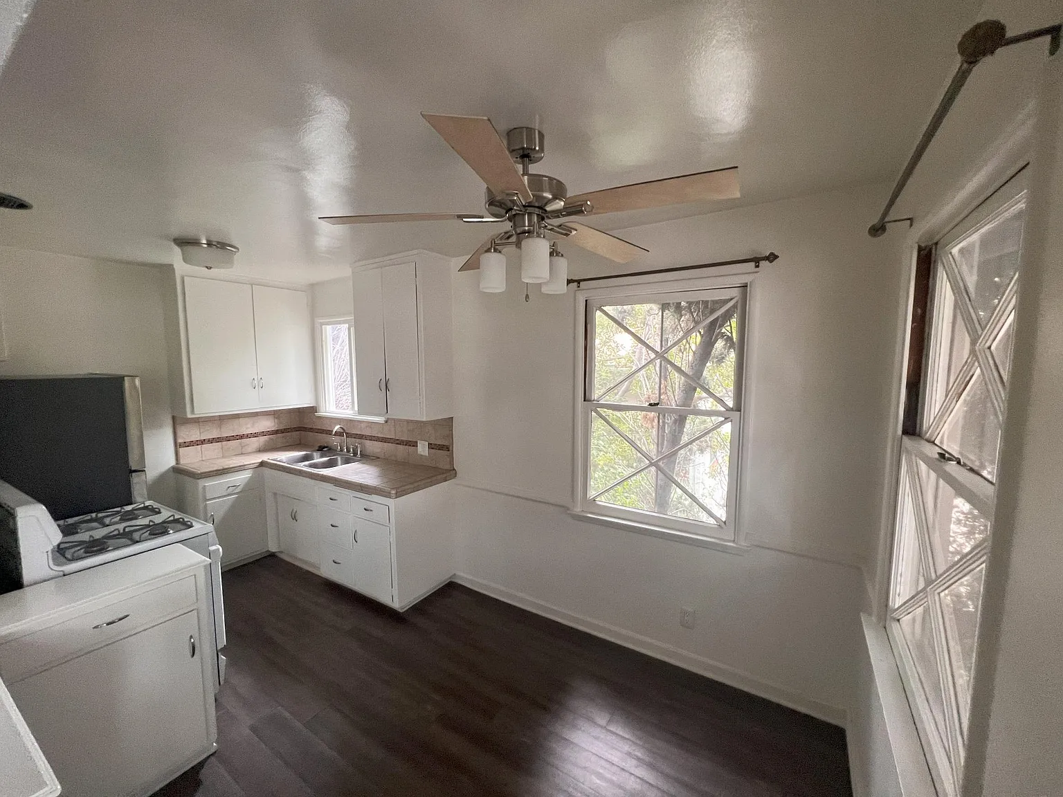 1 bed, 700 sqft, $2,275 — Photo 3