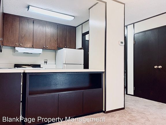 2nd image of 2828 Upshur St #201