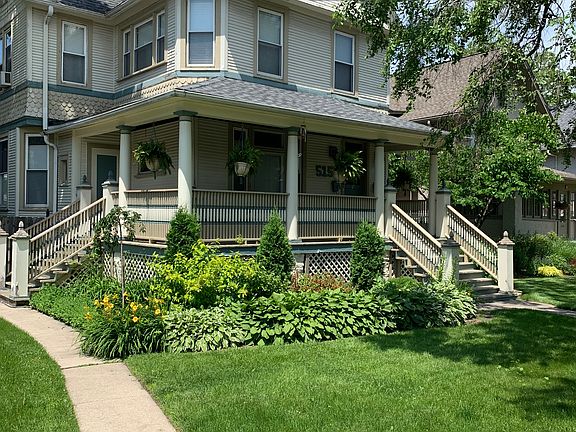2nd image of 515 N Lombard Ave