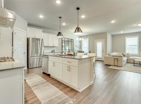 5th image of 4872 Monte Verde Dr