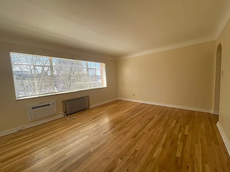 Goldsborough Apartments — Photo 24