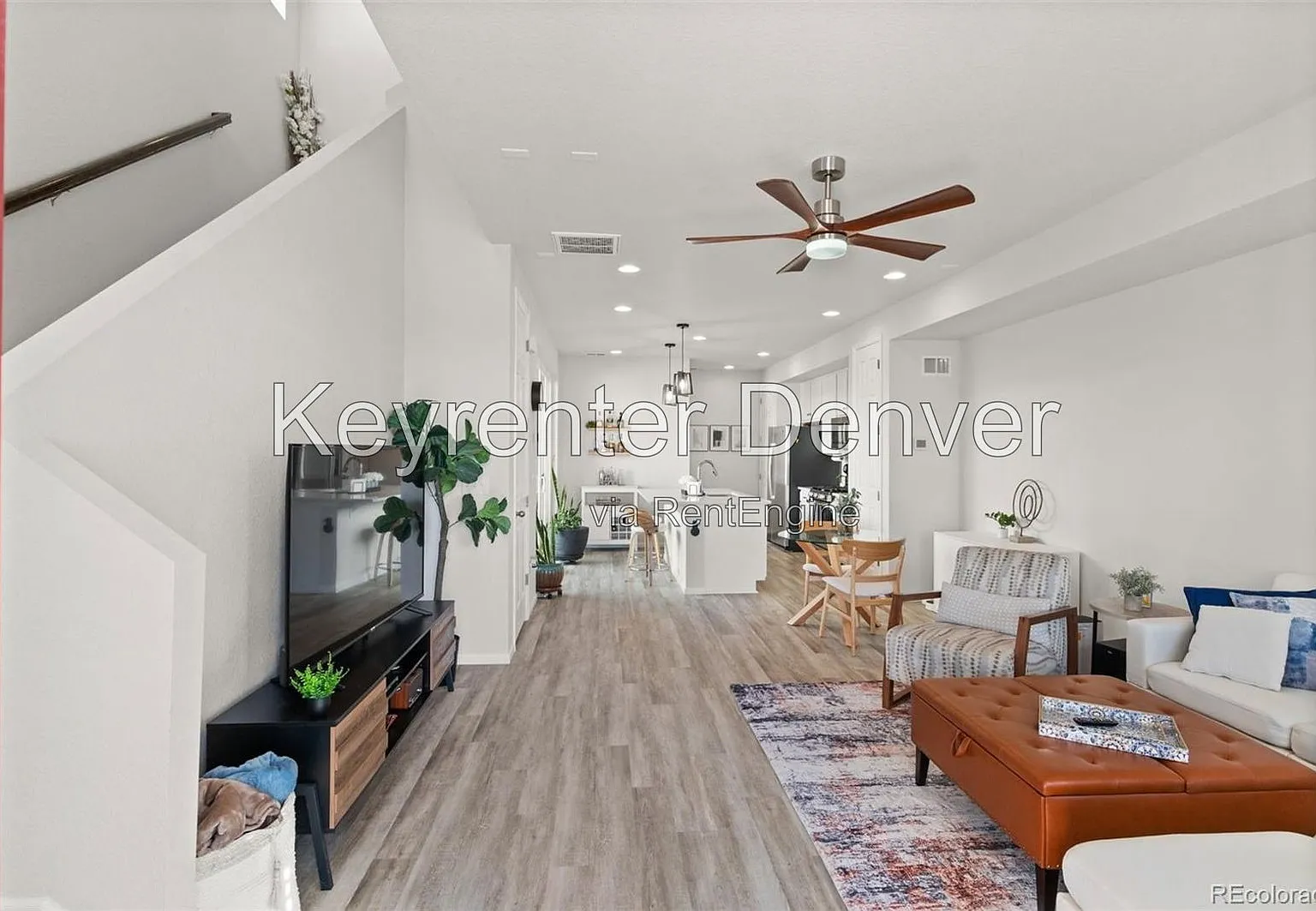 3 bed, 2.5 bath, 1430 sqft, $3,200 — Photo 4