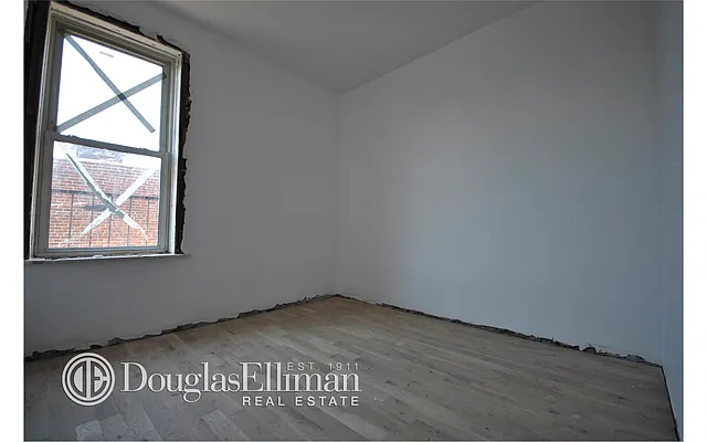 Rented by Douglas Elliman | media 36