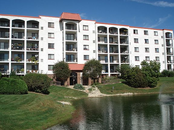 2nd image of 375 Plum Creek Dr APT 506