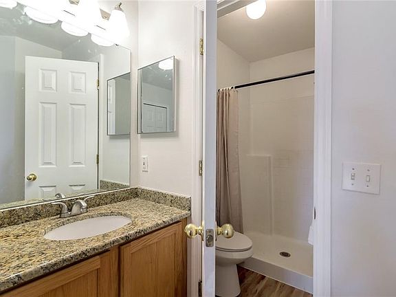 5th image of 2913 Noah Cir