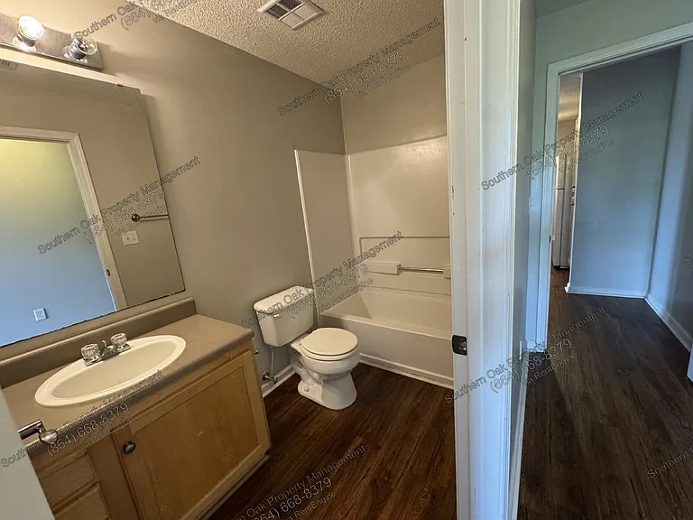1123 Harts Ridge Dr — Photo 6