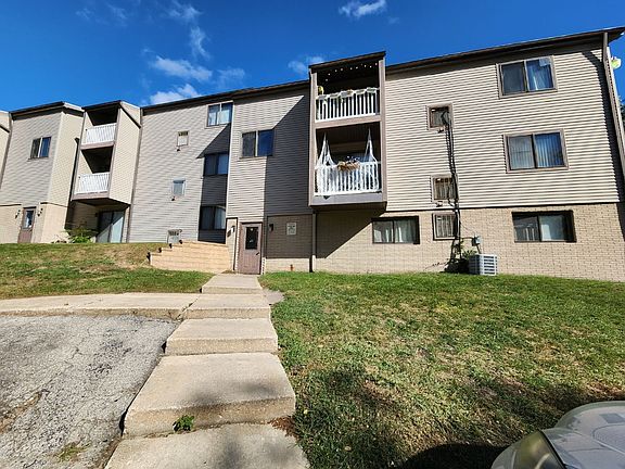 2nd image of 3215-3237 Pioneer Ave SE #322712