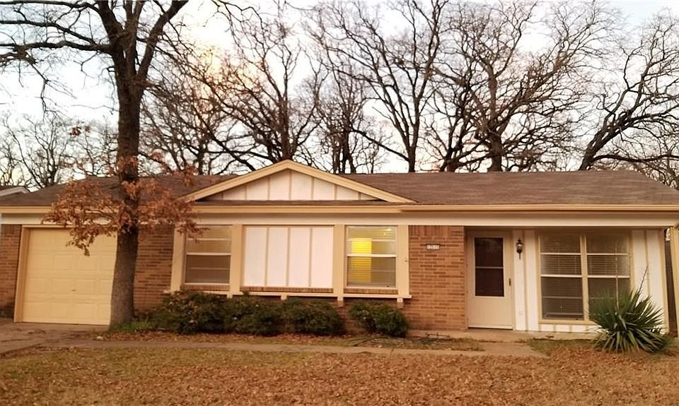 1st image of 12515 Wildwood Ln