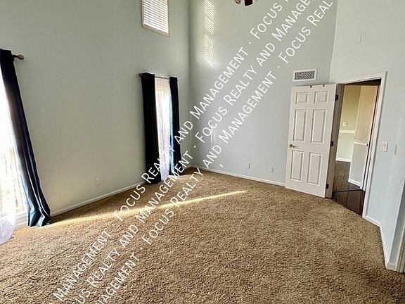 5th image of 1370 Lancaster Kirkersville Rd NW #1