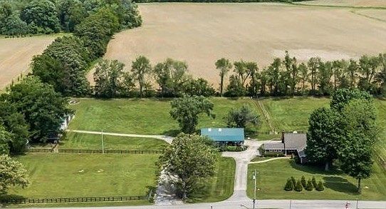 2nd image of 1555 Charles Bell Rd