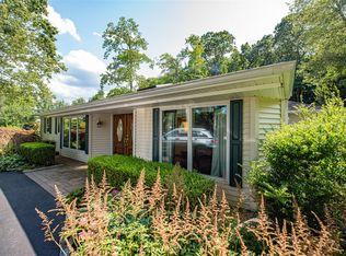 37 Colby Dr, Dix Hills, NY 11746