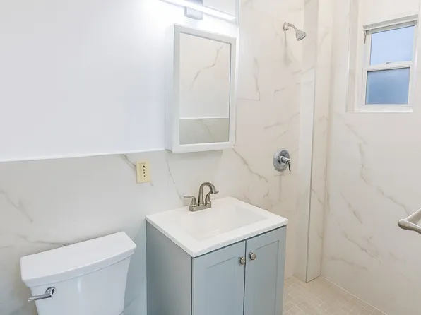 54-12 Flushing Avenue image 4 of 6