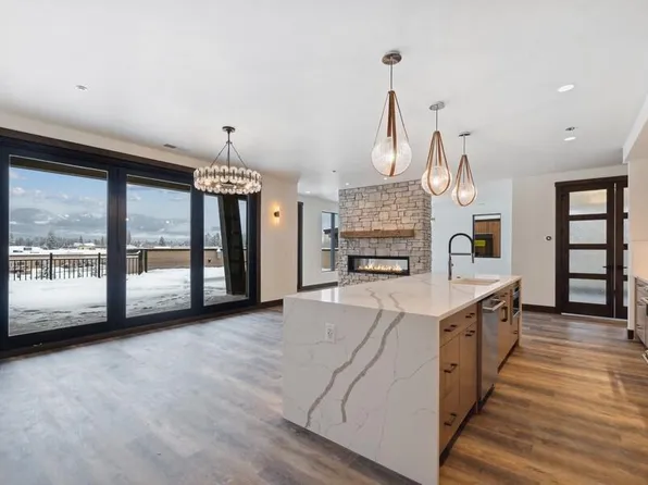 315 Akers Ln Unit H, Whitefish, MT 59937