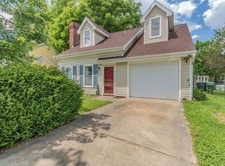 2405 W Dogwood St, Rogers, AR 72758