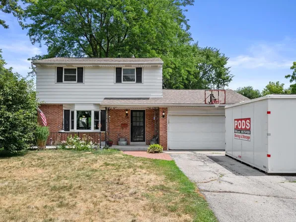 720 S 124th STREET, West Allis, WI 53214