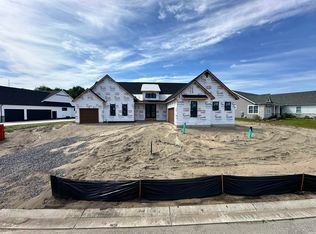 18576 Fontana Dr, South Bend, IN 46637