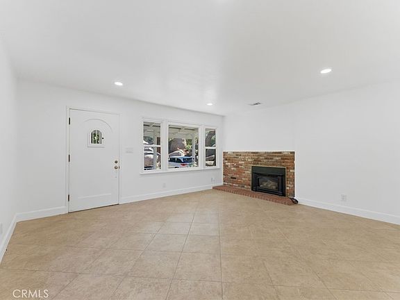 4th image of 20095 Gustin Rd