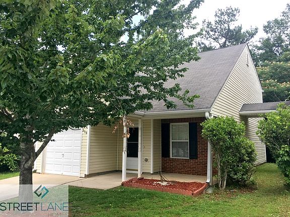 2nd image of 319 Coral Cir