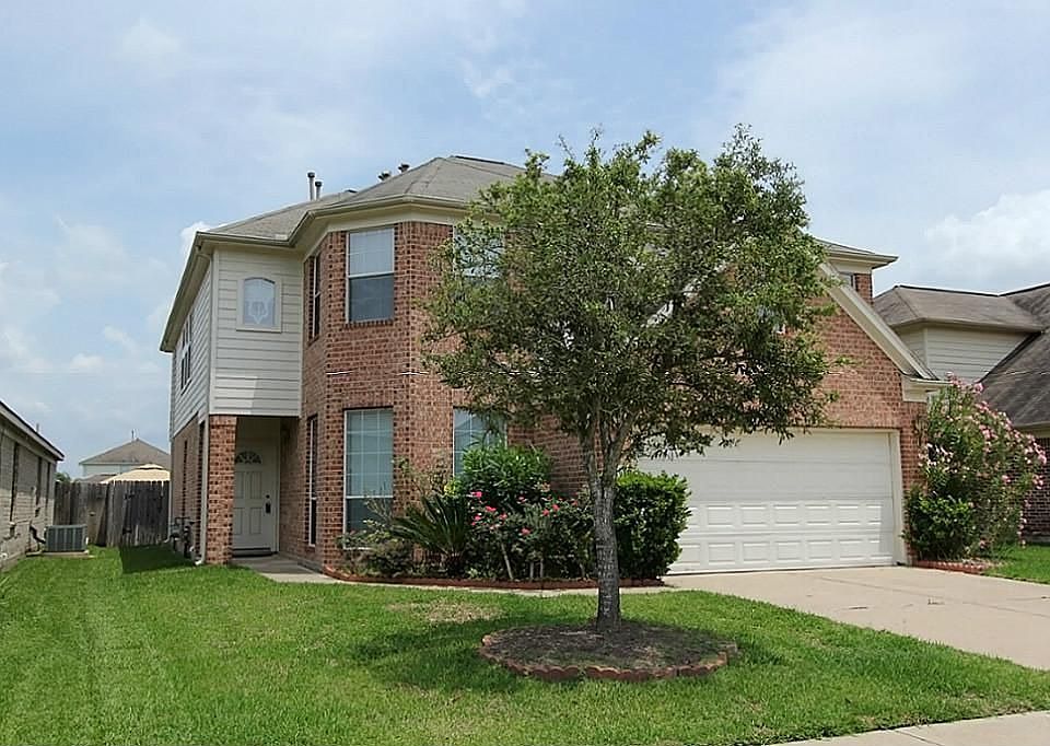 1st image of 15006 Magnoliabough Pl
