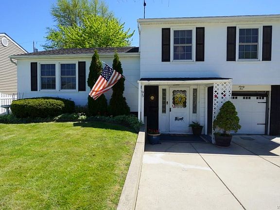 2nd image of 95 W Toulon Dr