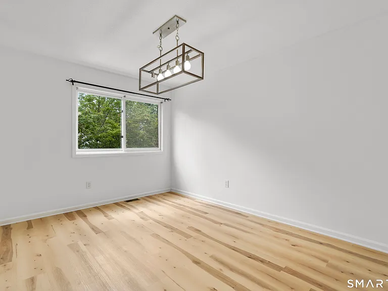 27 Crows Nest Ln #17G — Photo 4