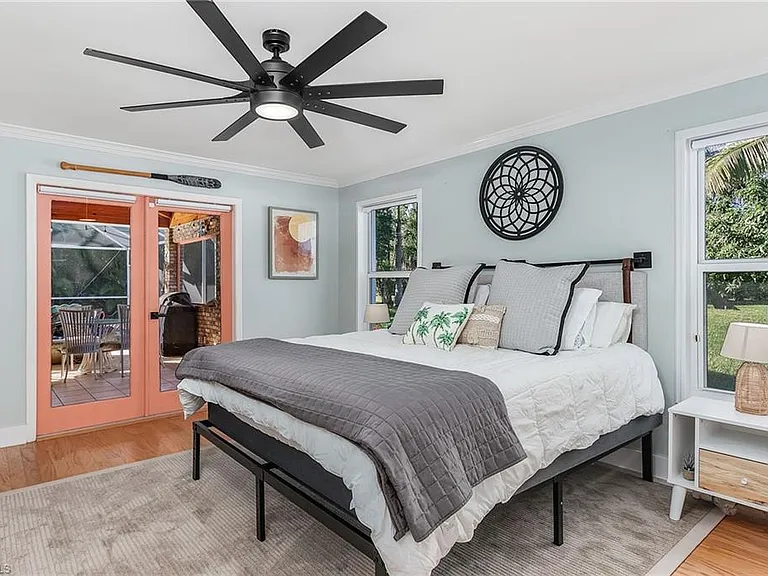 2950 Coach House Ln — Photo 16