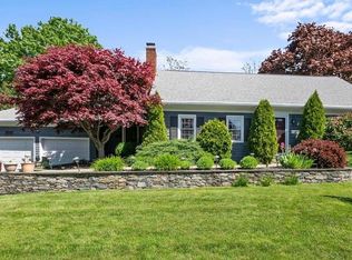 14 Aaron Ave, Bristol, RI 02809